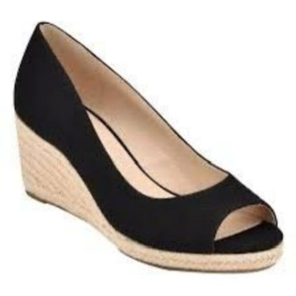 Bandolino Black and Tan Wedges - Picture 1 of 9